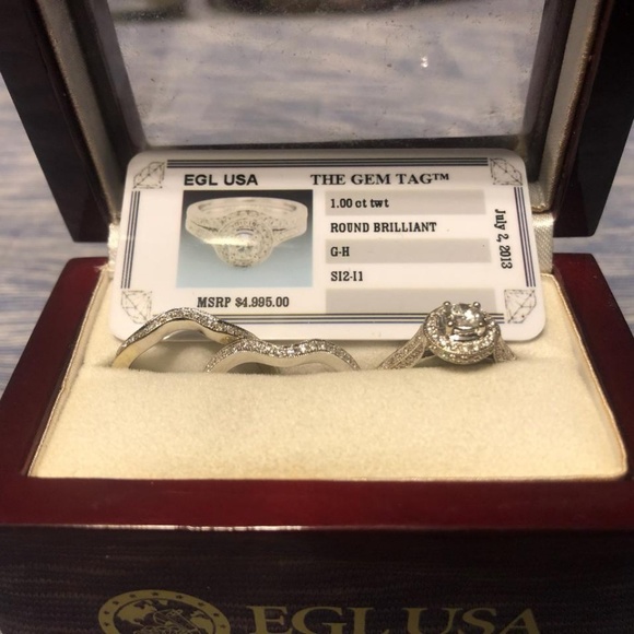 Bridal Set - Picture 2 of 3